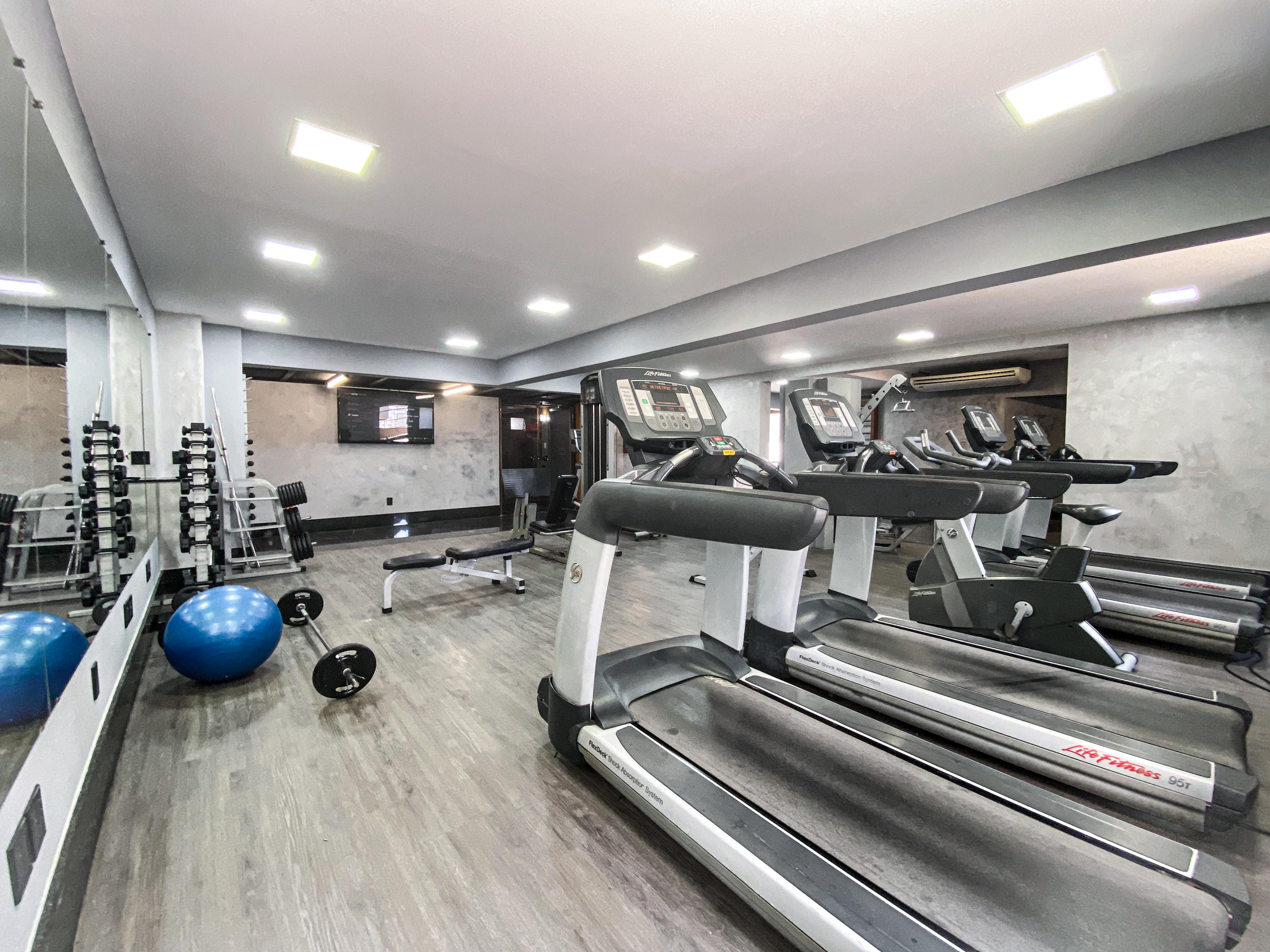 Ouro Minas Hotel Belo Horizonte, Dolce By Wyndham Exterior foto The gym at the hotel
