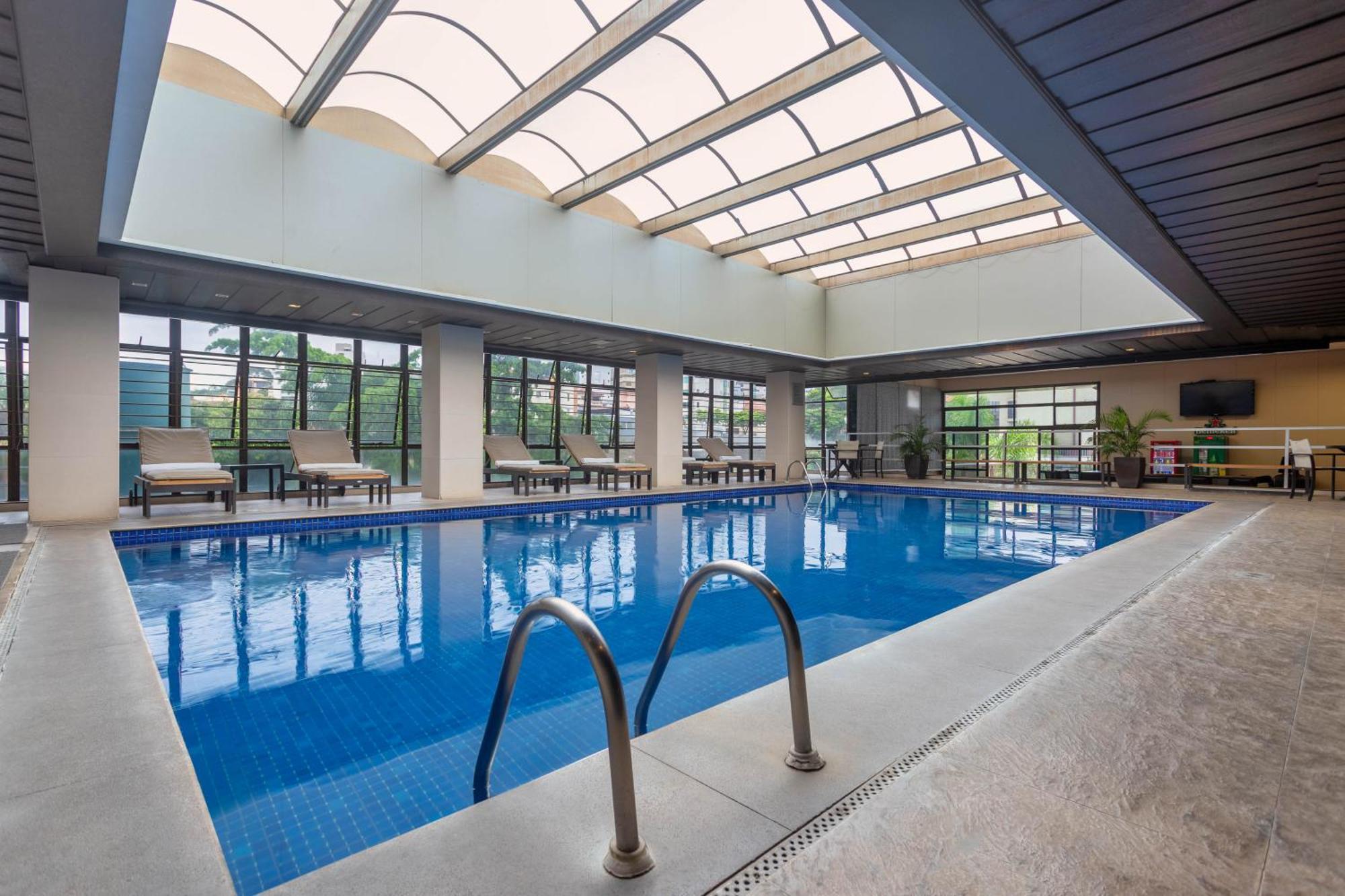 Ouro Minas Hotel Belo Horizonte, Dolce By Wyndham Exterior foto Indoor pool